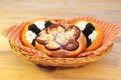 Koláček švestkový 120g CUPEKO