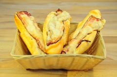 Rohlík slanina 65g CUPEKO